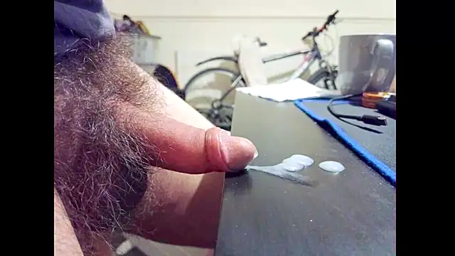 hairyuncut00 live sex cam