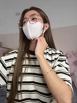 Alina_MissAsian live sex cam