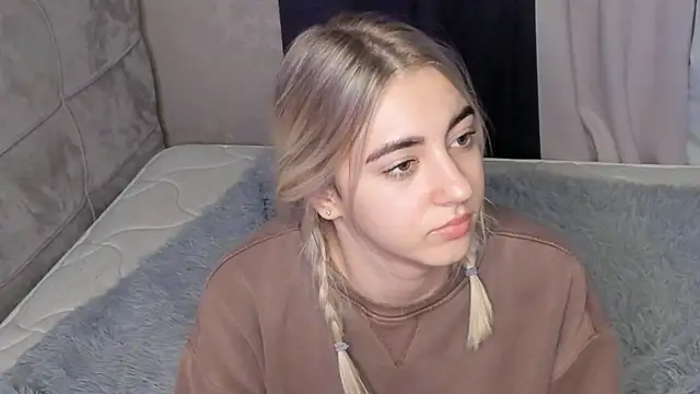 sugarplum_x's cam snapshot