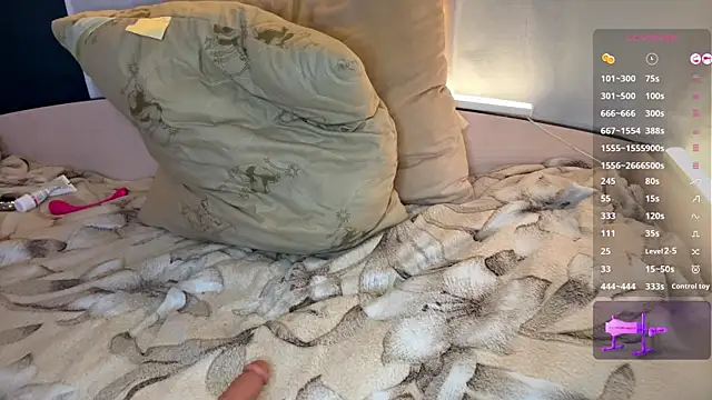 MaryjaneSpider's cam snapshot