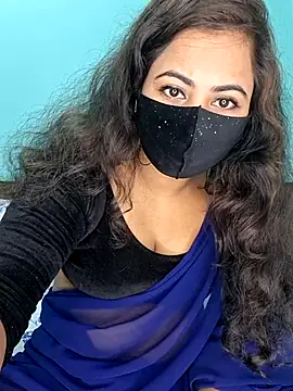 Bristy- live sex cam