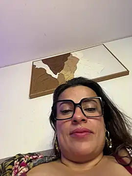 liz_and_thiago's cam snapshot