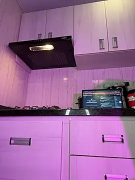 Miss_K8's cam snapshot