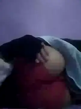 Razan2024's cam snapshot