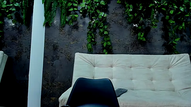 alice_greco's cam snapshot