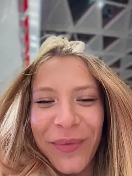 AnastasiaAniess's cam snapshot