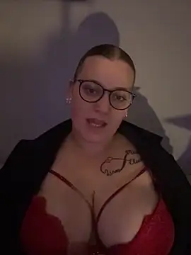 Aksinja05's cam snapshot