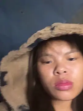 hello-cute's cam snapshot