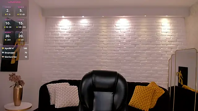 MorganHicks live sex cam