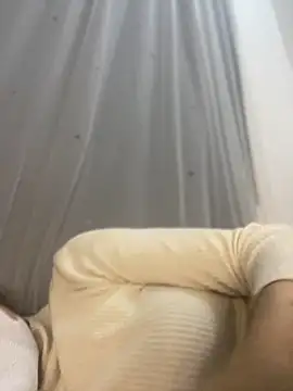 kitty-20x's cam snapshot