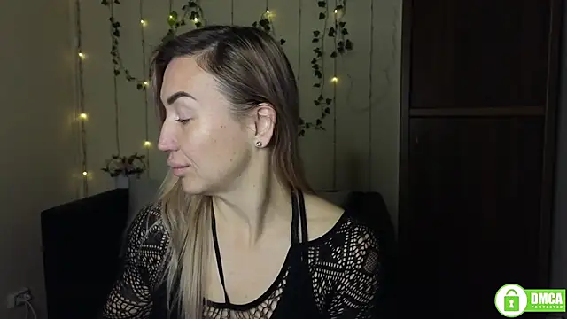 Kiss_julli88I's cam snapshot