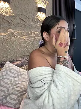 GenesisBlaze's cam snapshot