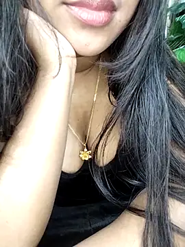 Idhika-Paul's cam snapshot