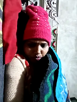 Cm_pooja's cam snapshot