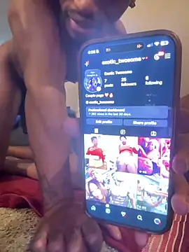 exotic__couple live sex cam