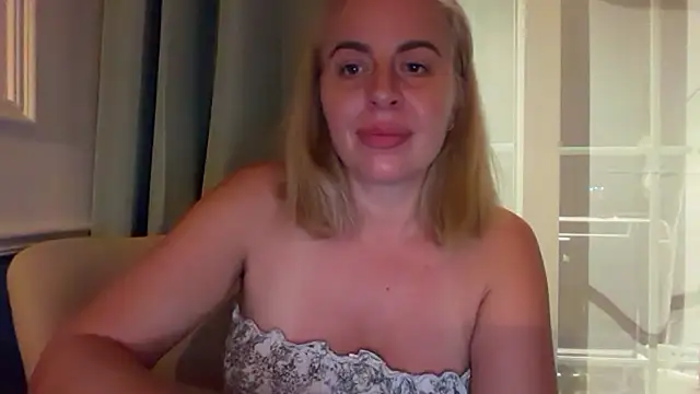 Miravynn's cam snapshot