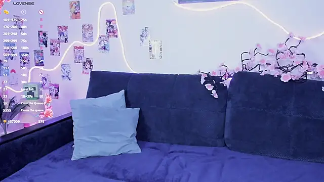 Megan--chan's cam snapshot