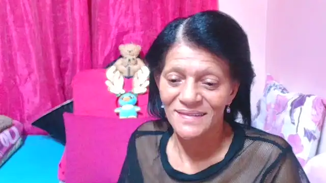 SLUTTYROXY's cam snapshot