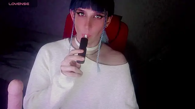 hellenspellman's cam snapshot