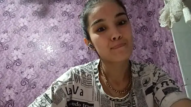 AylinBlush's cam snapshot