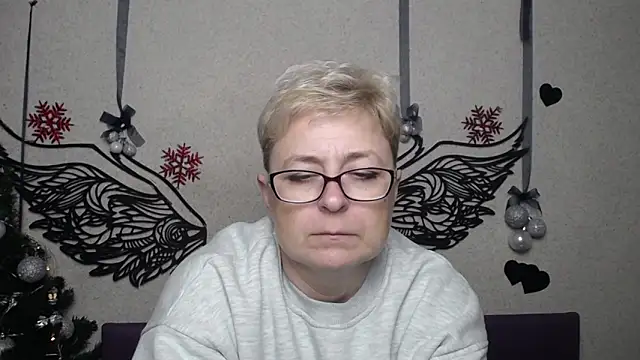 EmiliaGree's cam snapshot