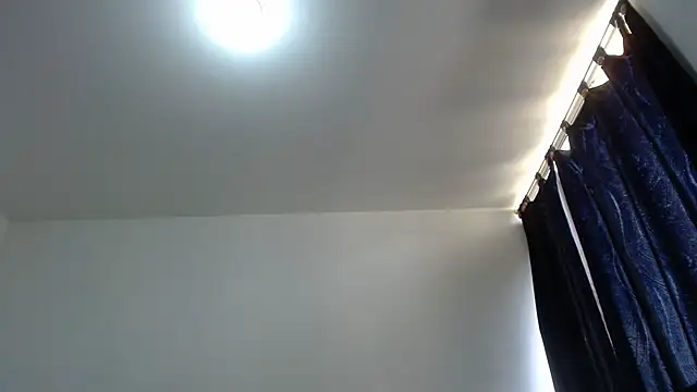 nicolle_milf1978's cam snapshot