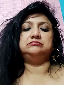 horny_lizia's cam snapshot