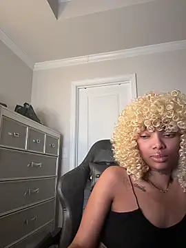 butterflybootyy live sex cam