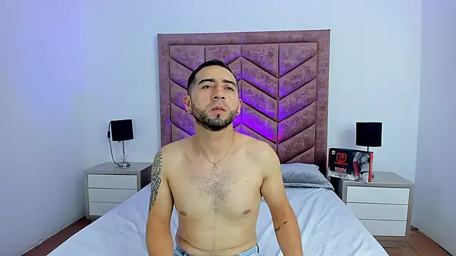 Lushian_Luna's cam snapshot