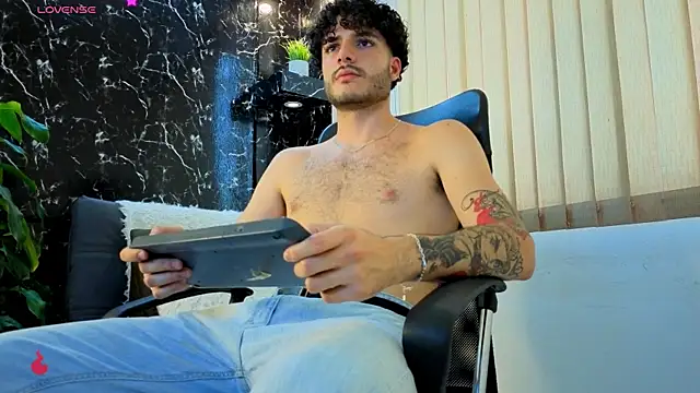 Rafael_Mendezz's cam snapshot