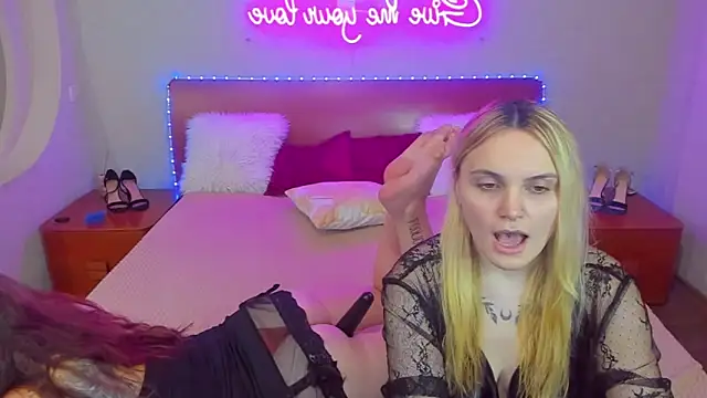 MagicEyess's cam snapshot