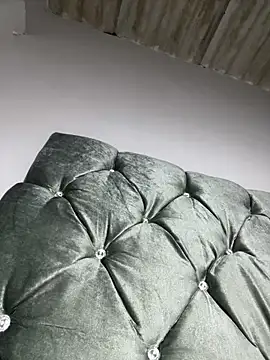 Goddess_Naughty live sex cam