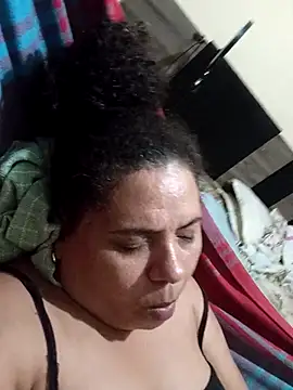 Ravena2290's cam snapshot