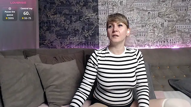 mandy_foxxx's cam snapshot