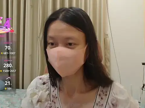 Lil-Cherries's cam snapshot