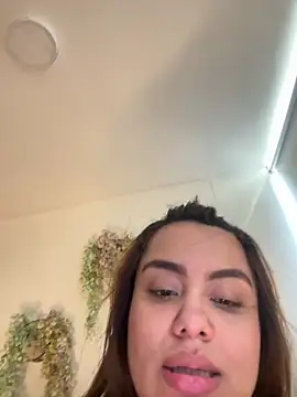 valeria2019hot live sex cam