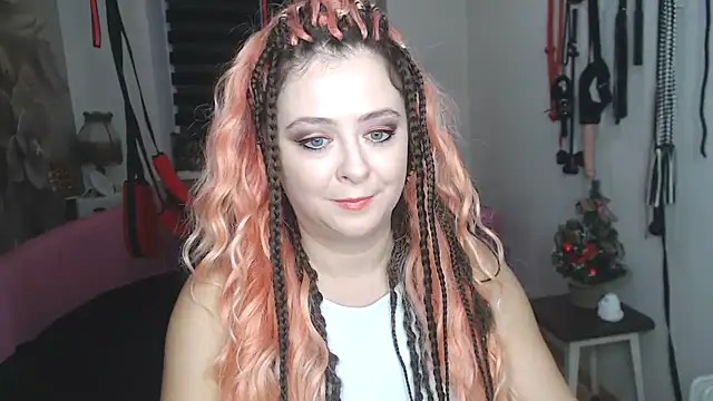 MISSwithDOLLS's cam snapshot