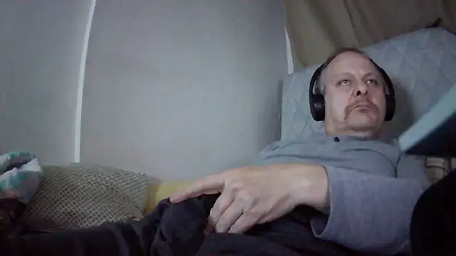 amylrmm1903's cam snapshot