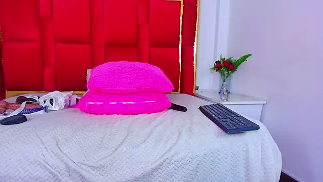 CoralHarrinson's cam snapshot