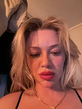 blissdimicco's cam snapshot