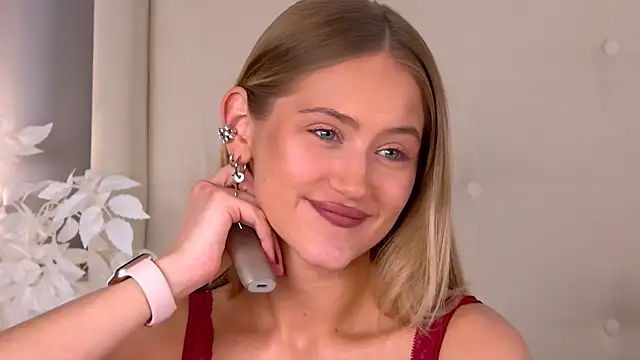 ur_wet_dreams's cam snapshot