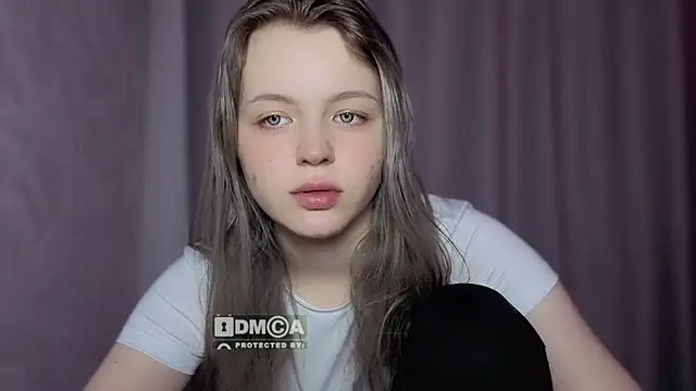 DollarBunny's cam snapshot