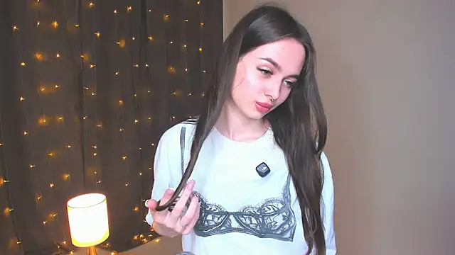 YvonneRobes's cam snapshot