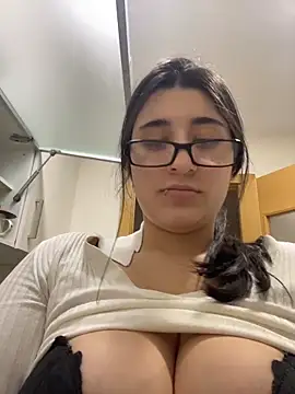 SashaLuss_'s cam snapshot