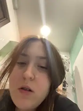 Charming_hamster_'s cam snapshot