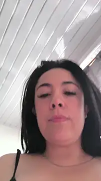 Bella_fournier's cam snapshot