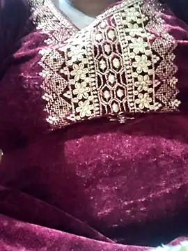 Hot_indian_Milf's cam snapshot