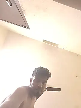 hotbullforgirlz's cam snapshot