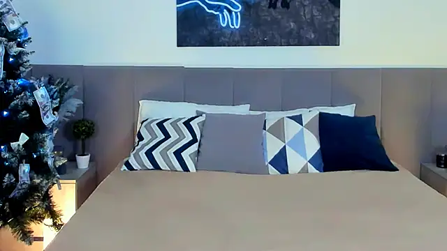 SugarWhisper's cam snapshot