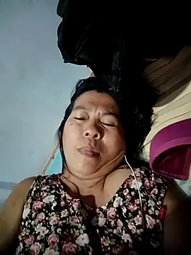 TropicalFlower's cam snapshot